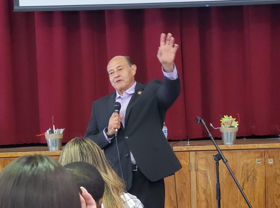 Congressman Correa shares his superpower with GHS